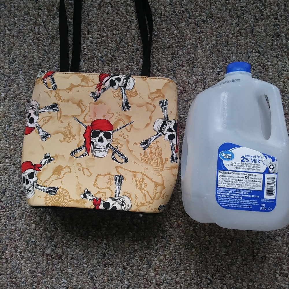 PIRATES PURSE & BANDANA